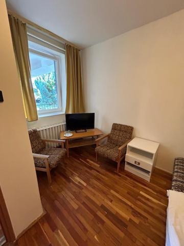 Bed and Breakfast Corvin Panzio Дьёр Экстерьер фото