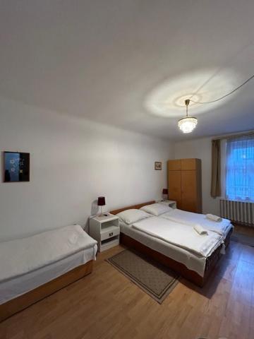Bed and Breakfast Corvin Panzio Дьёр Экстерьер фото
